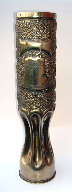 Shell Liberty bell- Even the crack is there. Stippled background.