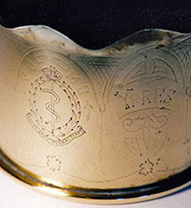 Shell Royal Medical Corps very finely engraved with places of battle: Ypres, Nevantie, Vimy Ridge, Thiepval, Pozieres .