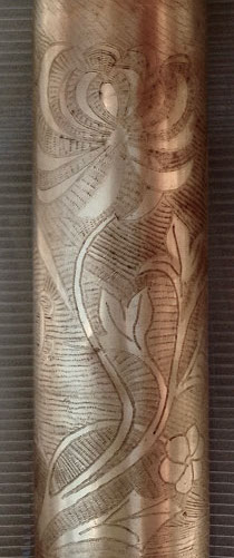 6eme R.A.C. 5eme Batterie. French regiment battery unit engraved on the upper band. Large flower and leaves. Zig-Zag work all over. 