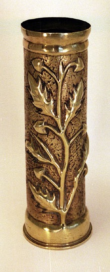 Shell with oak leaves and acorns