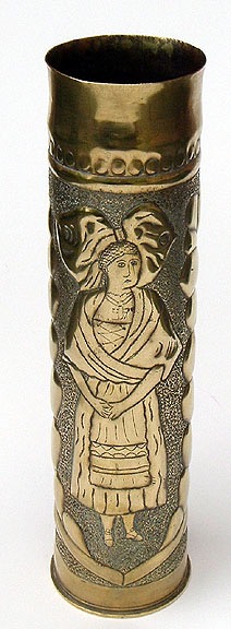 Shell of an Alsatian woman in traditional garb&nbsp; with large bow